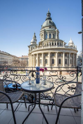 Breathless Panorama Basilika Suite with balcony NEED RESERVATION FOR FREE PARKING